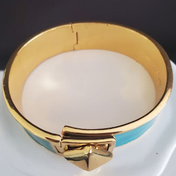 Kate Spade Turn‎ Lock Hinged Bangle Gold Plated and Teal Green Enamel with Pouch - Picture 7 of 9